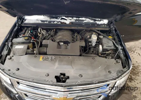 2018 Chevrolet Suburban K1500 Premier из США, поврежденный, VIN 1GNSKJKC4JR401622